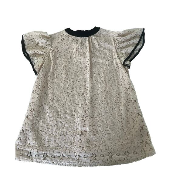 Emi & Joe Cream Lace Blouse Black Trim Flutter Sleeve Woman Size Small Romantic - Picture 3 of 10